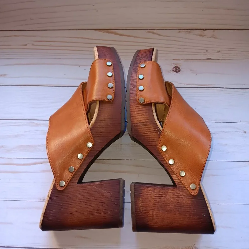 Korks| Women's Lynda Platform Sandal Sz.10 Casual Retro Comfortable Flirty